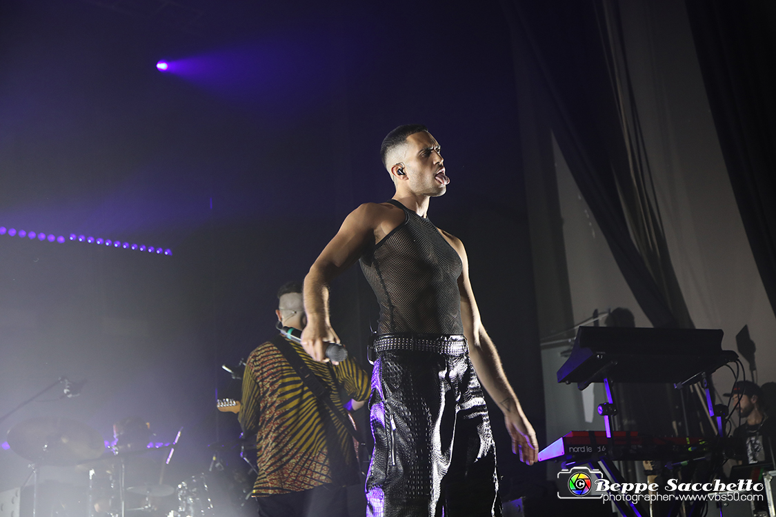VBS_2266 - Concerto Mahmood Tour 2022.jpg